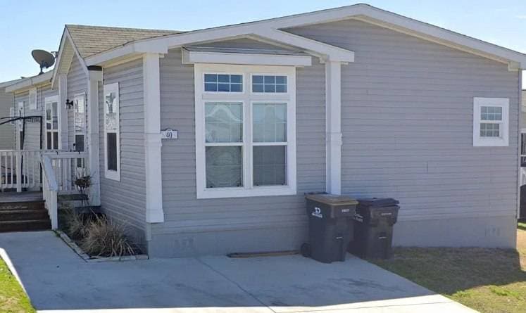Manufactured home in Kyle, TX 78640