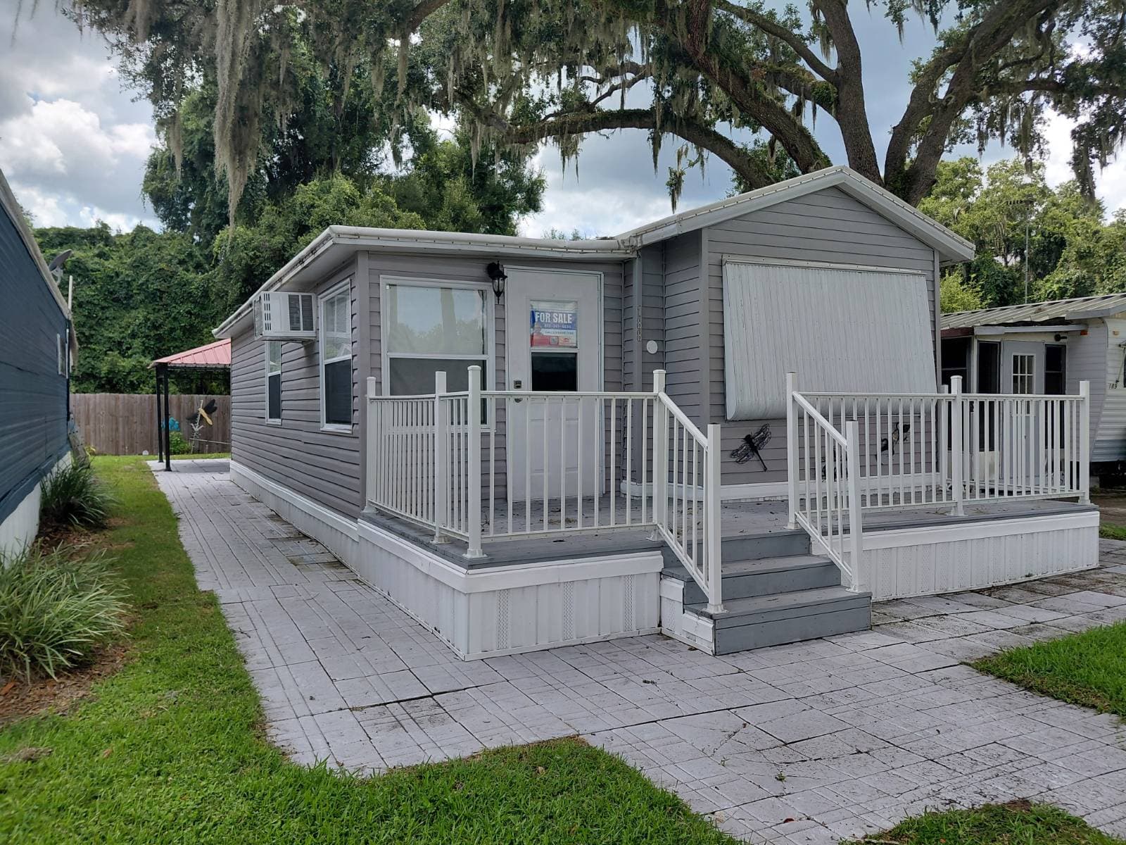 Manufactured home in Dade City, FL 33523