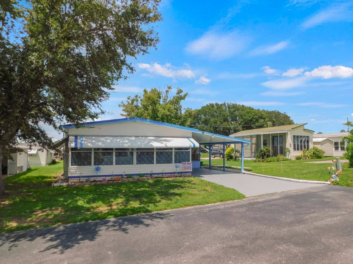 Manufactured home in Dade City, FL 33525
