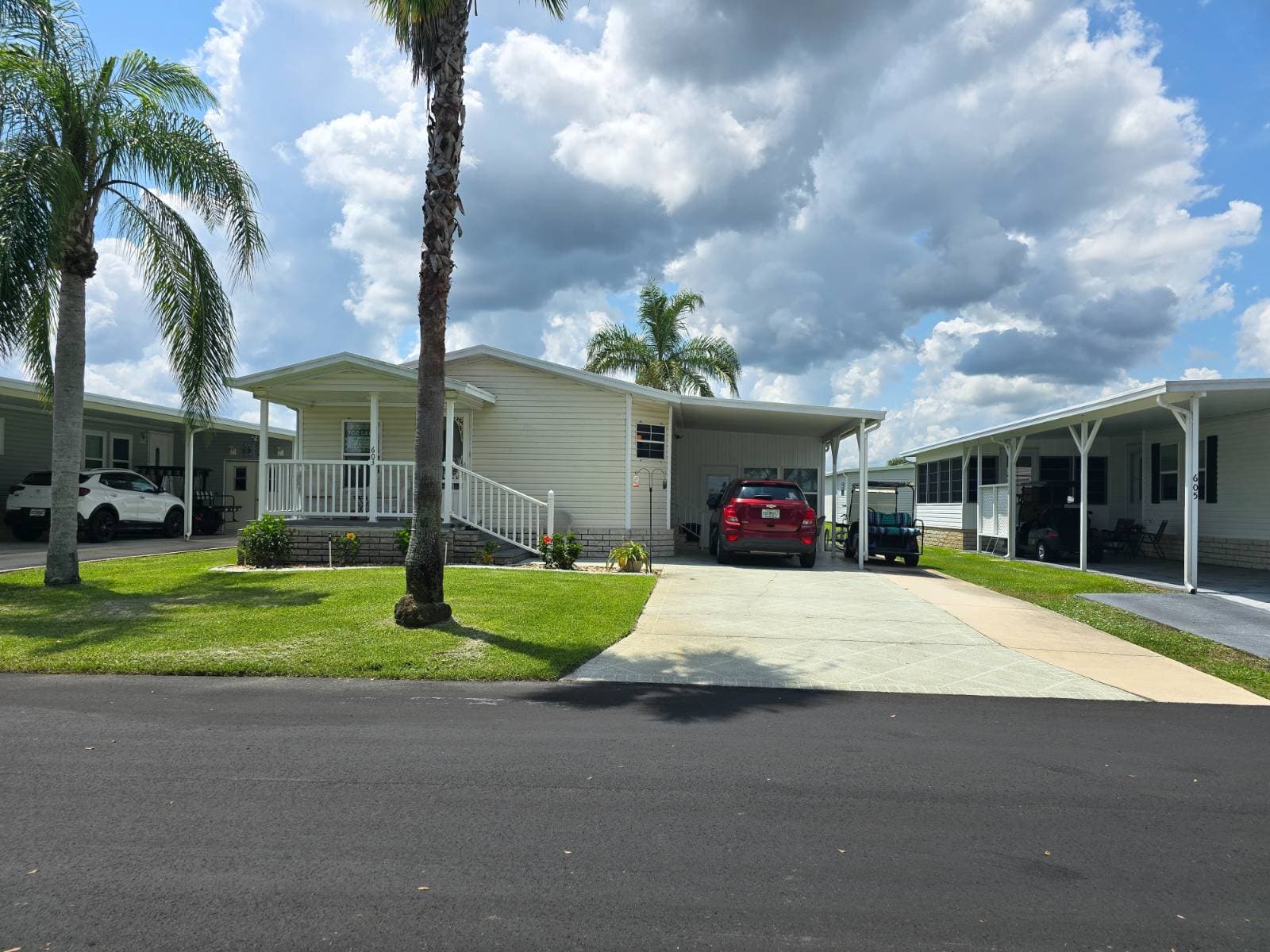 Manufactured home in Frostproof, FL 33843