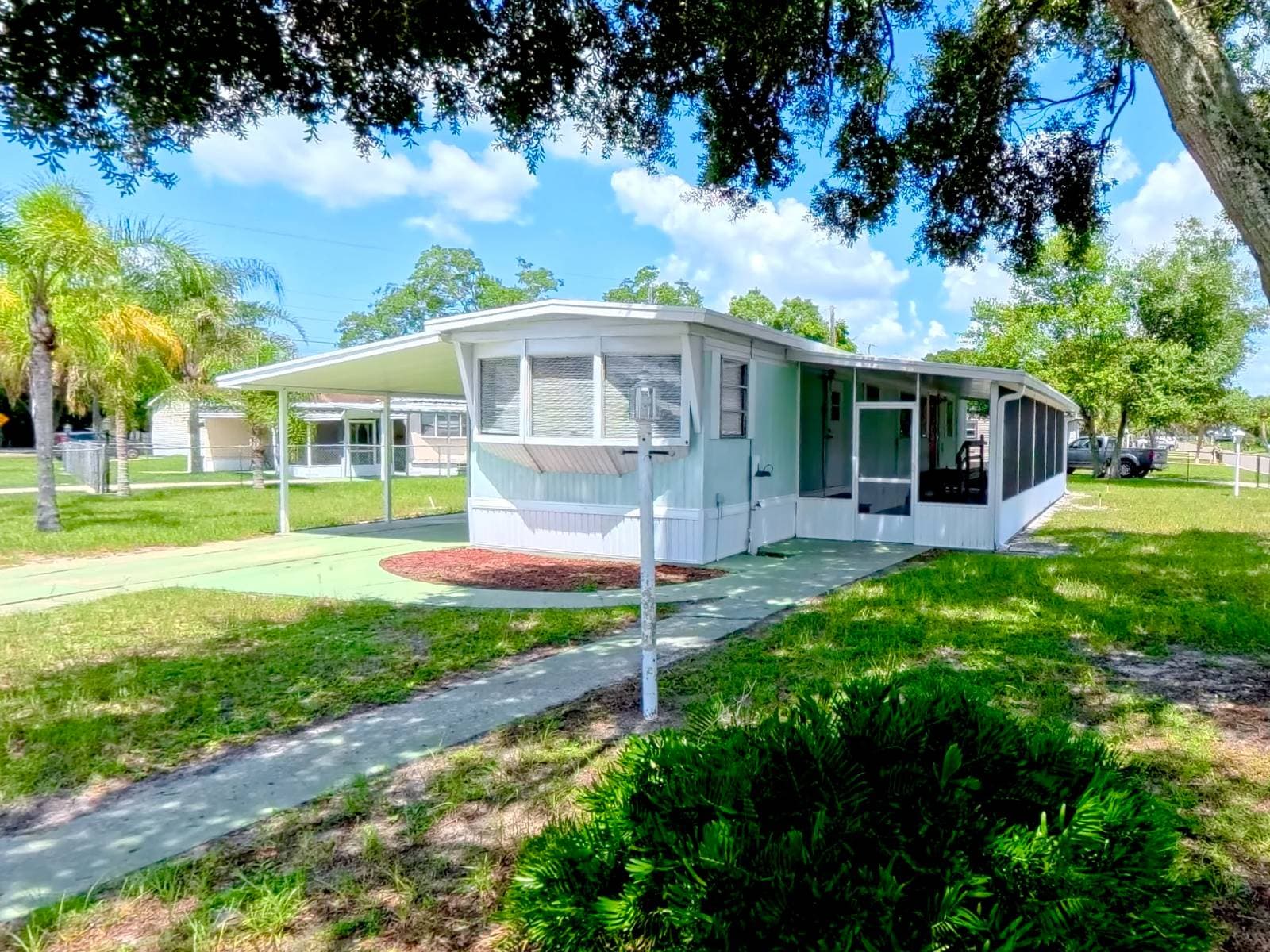Manufactured home in Ormond Beach, FL 32174