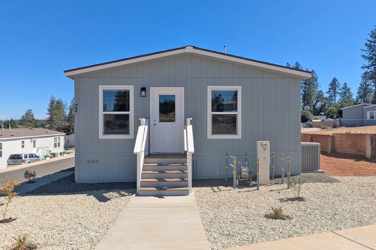 Manufactured home in Paradise, CA 95969