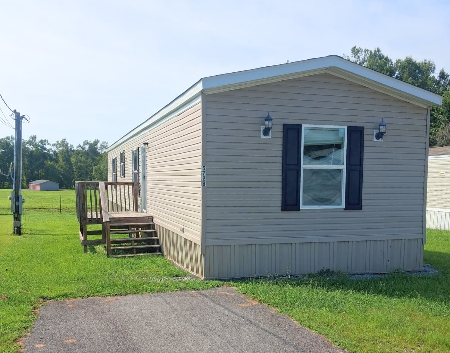 Manufactured home in Newport, TN 37821