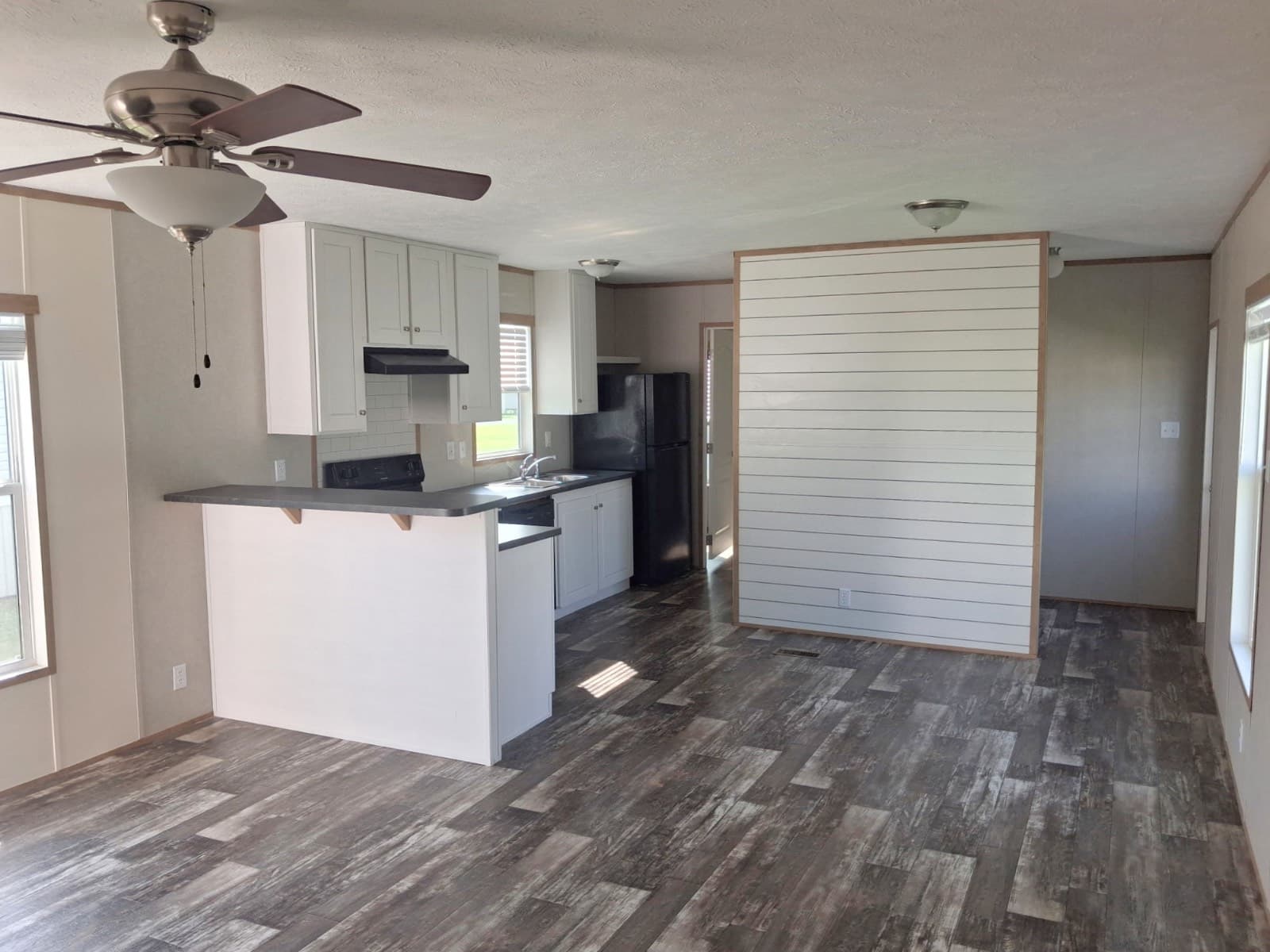 Manufactured home in Newport, TN 37821