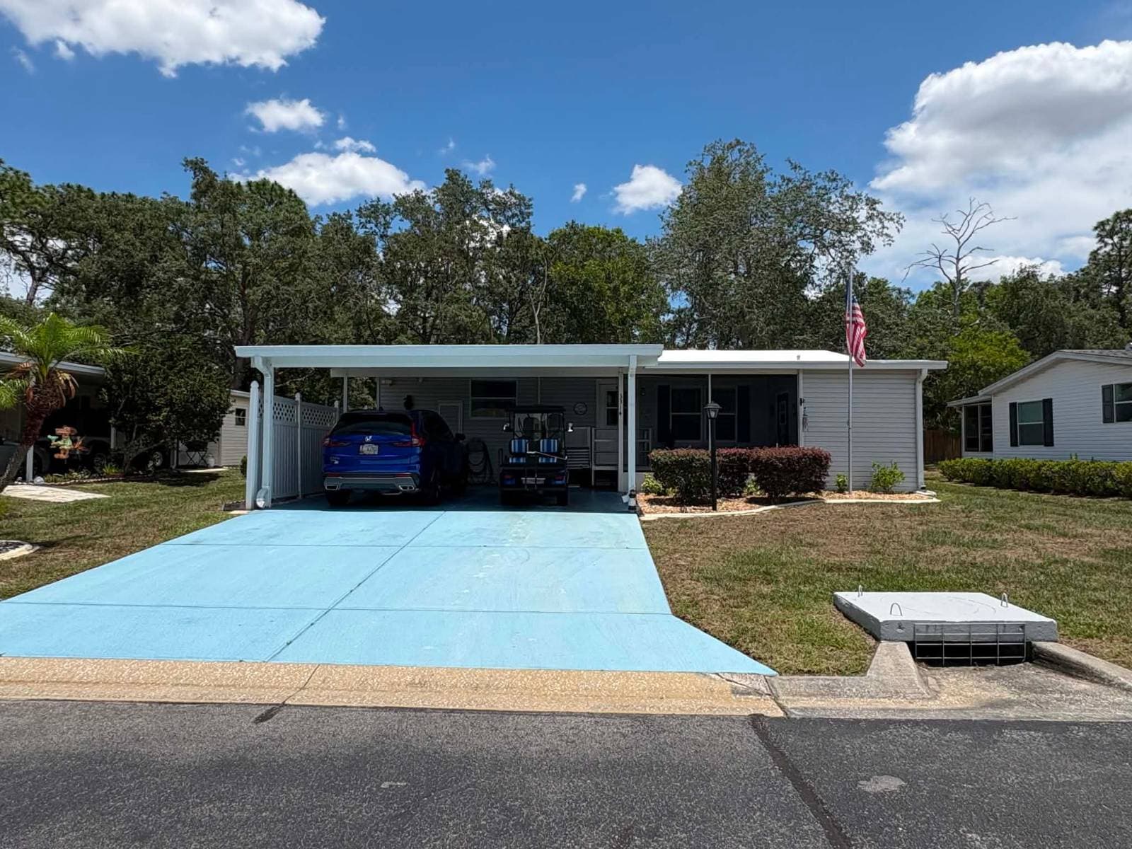 Manufactured home in Spring Hill, FL 34607