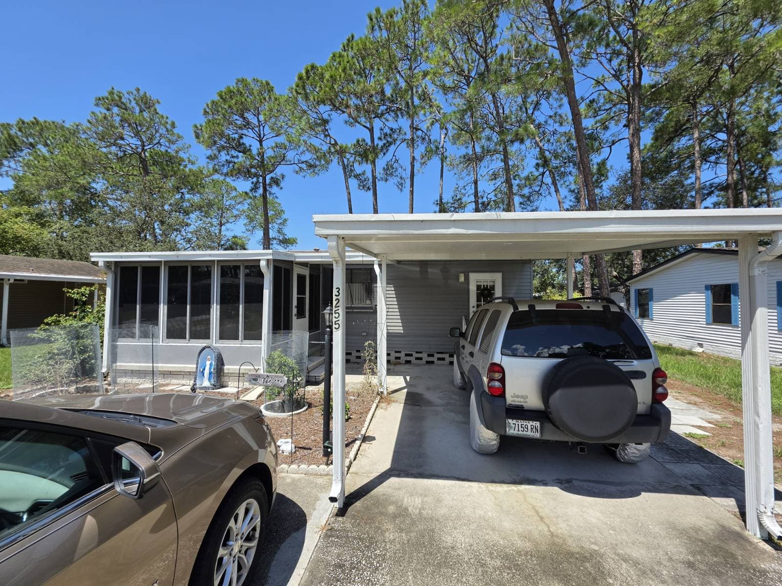 Manufactured home in Spring Hill, FL 34607