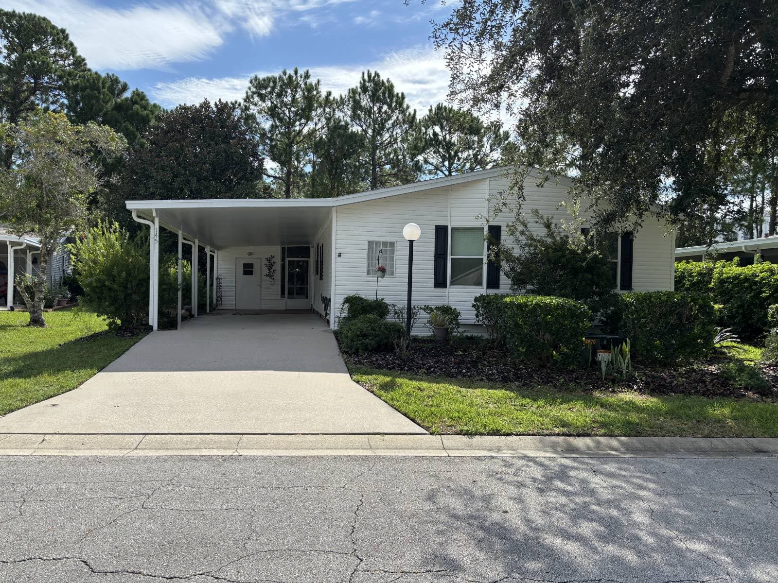 Manufactured home in Ormond Beach, FL 32174