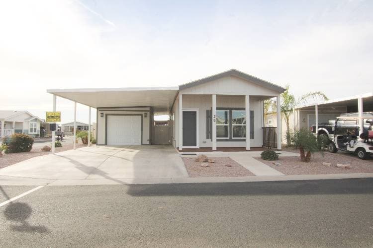 2 Bed, 1 Bath with 18' Covered Drive