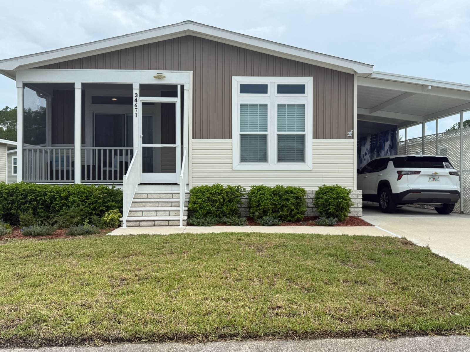 Manufactured home in Zephyrhills, FL 33541