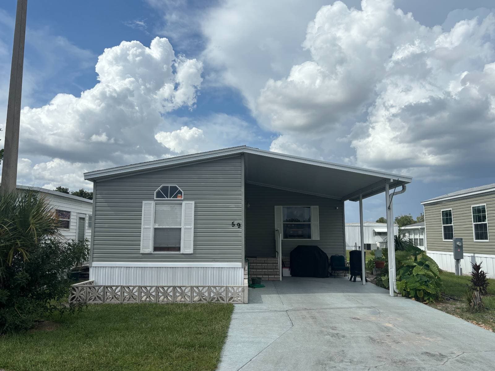 Manufactured home in Winter Haven, FL 33880