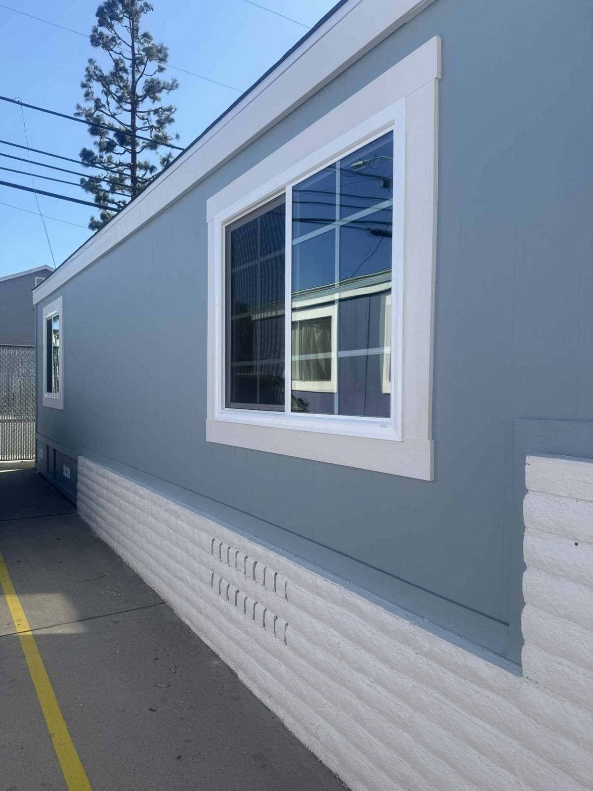 Manufactured home in Costa Mesa, CA 92627