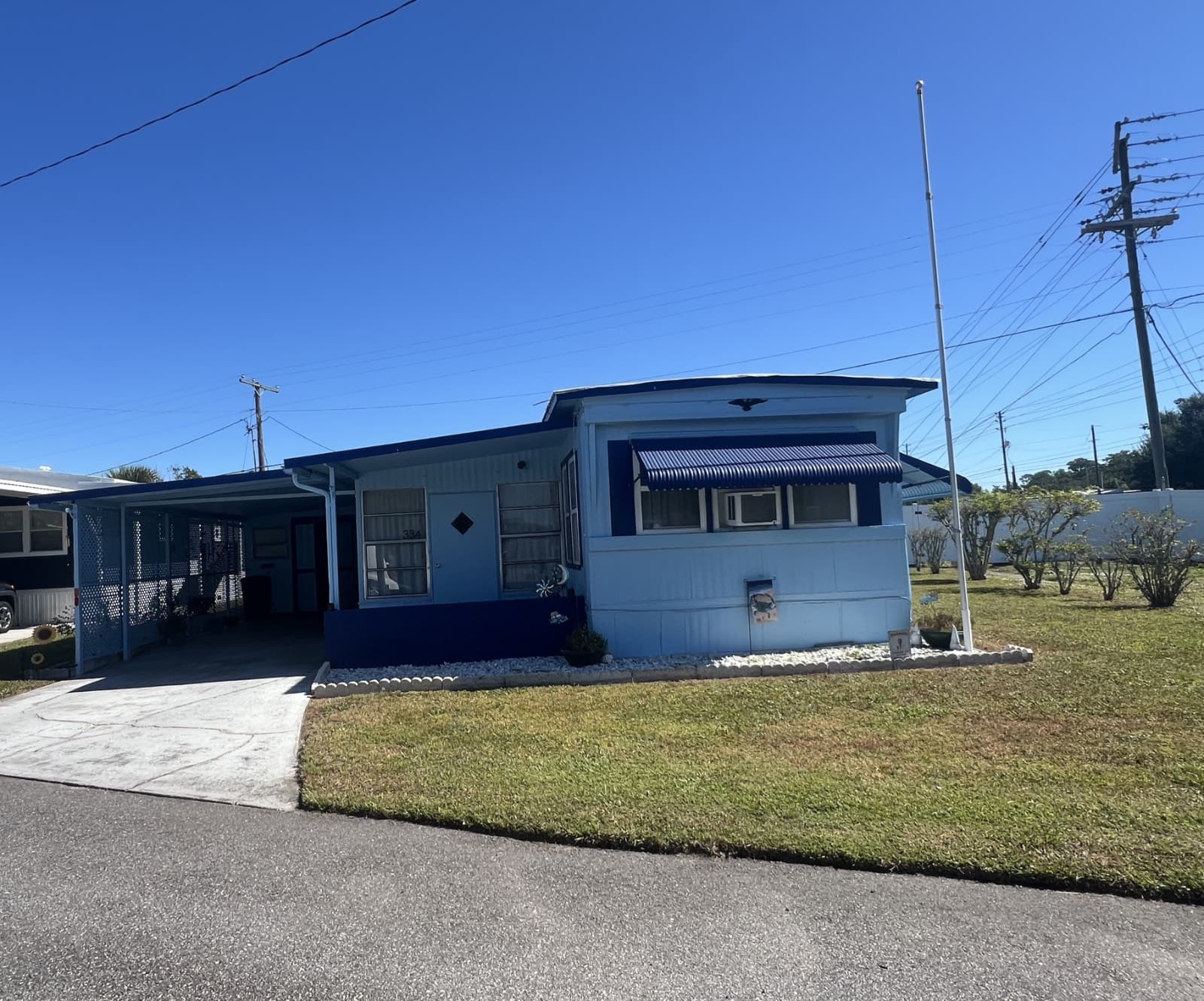 Manufactured home in Lakeland, FL 33815