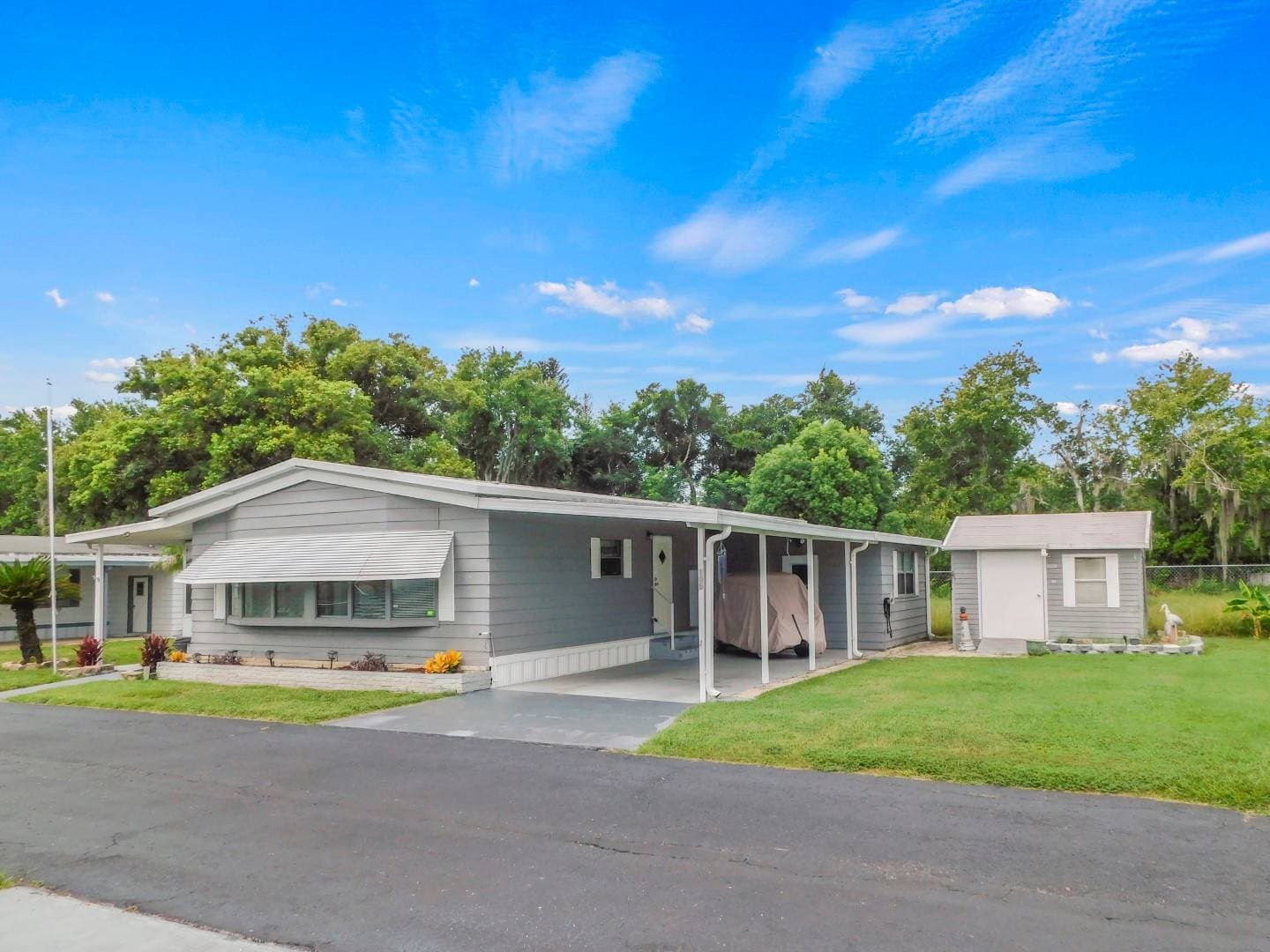 Manufactured home in Lake Alfred, FL 33850