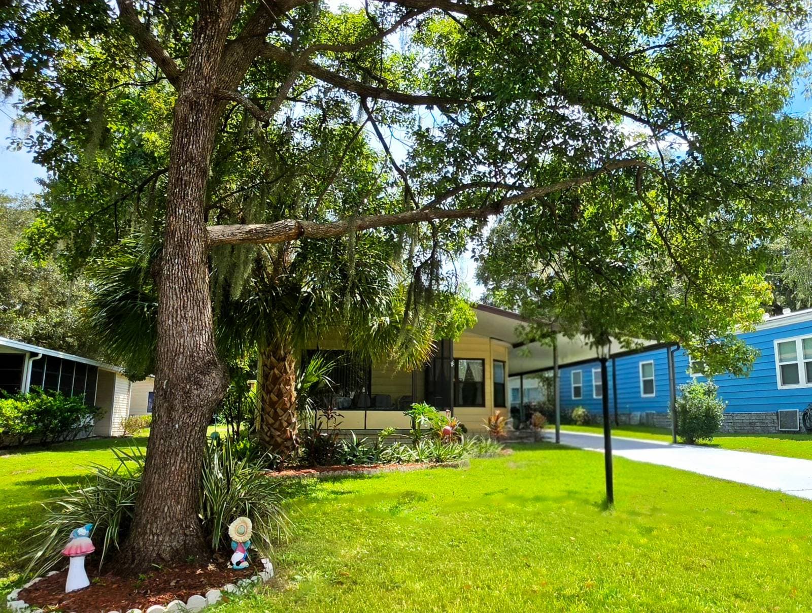 Manufactured home in Riverview, FL 33569
