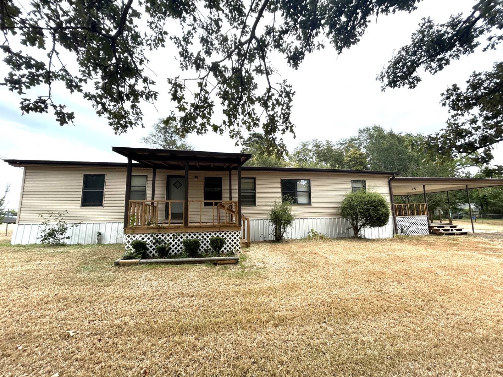 Manufactured home in Waldo, AR 71770