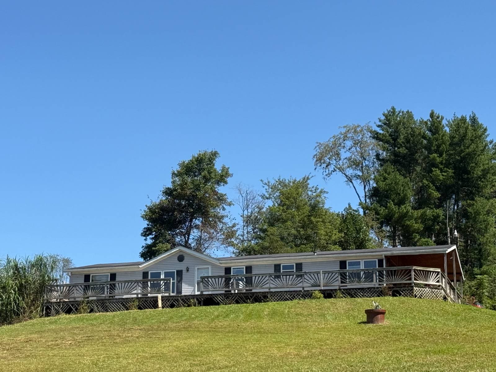 Manufactured home in Jackson, OH 45640