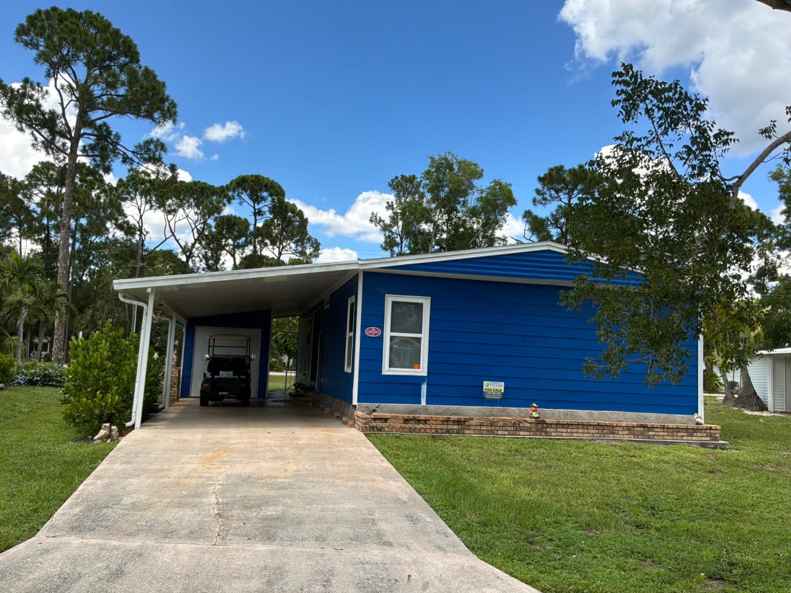 Manufactured home in North Ft Myers, FL 33903