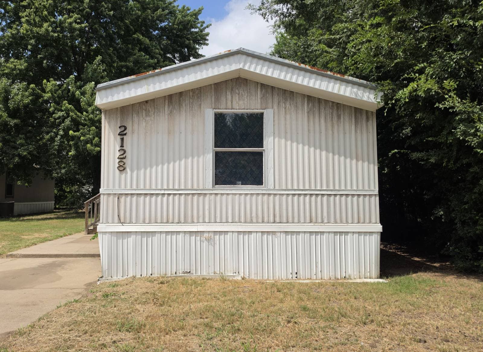 Manufactured home in Wichita, KS 67216