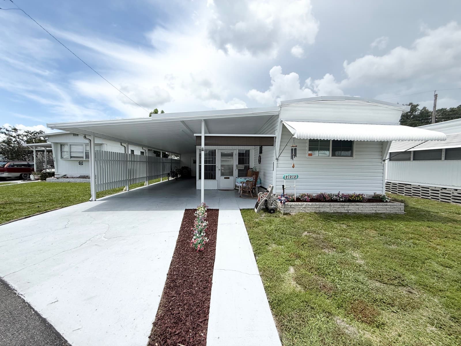 Manufactured home in Lakeland, FL 33815