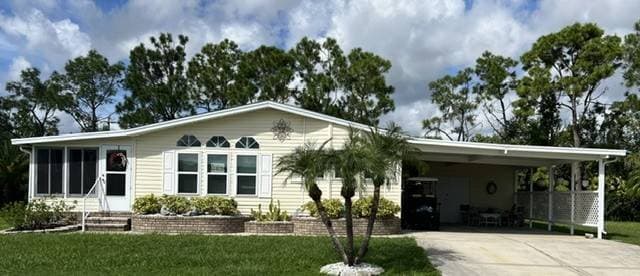 Manufactured home in Parrish, FL 34219