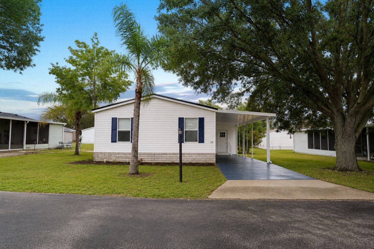 Manufactured home in Davenport, FL 33897