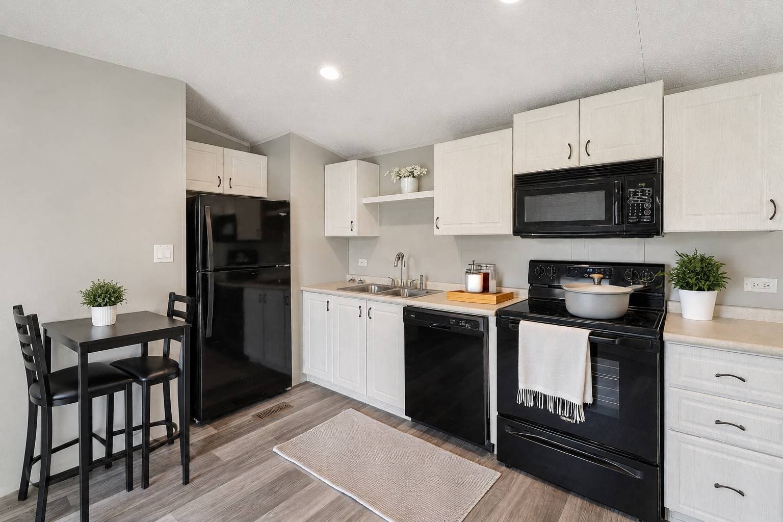 Manufactured home in Tyler, TX 75708