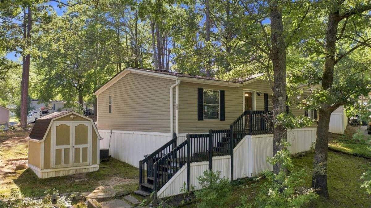 Manufactured home in Douglasville, GA 30135