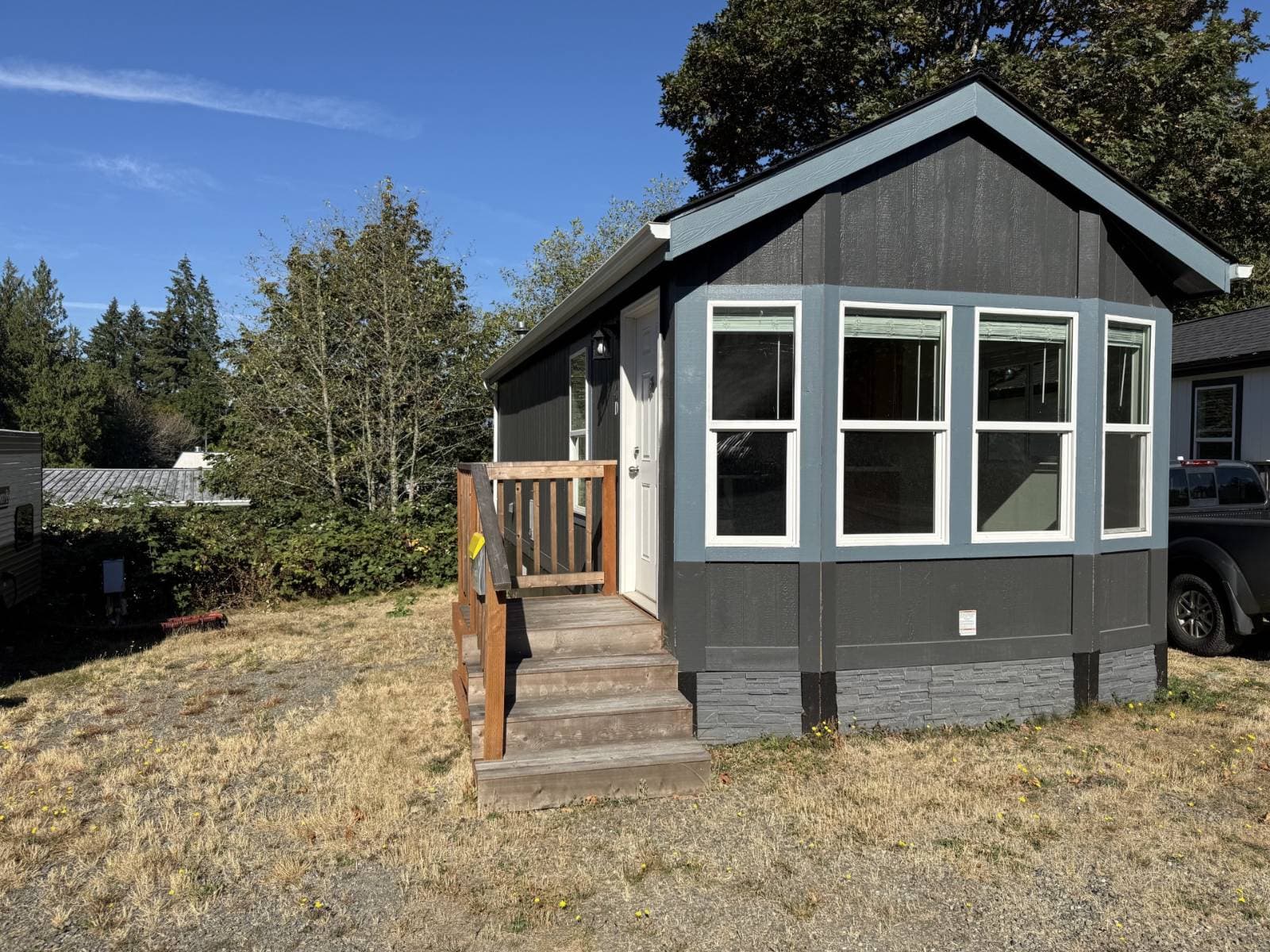 Manufactured home in Bremerton, WA 98312