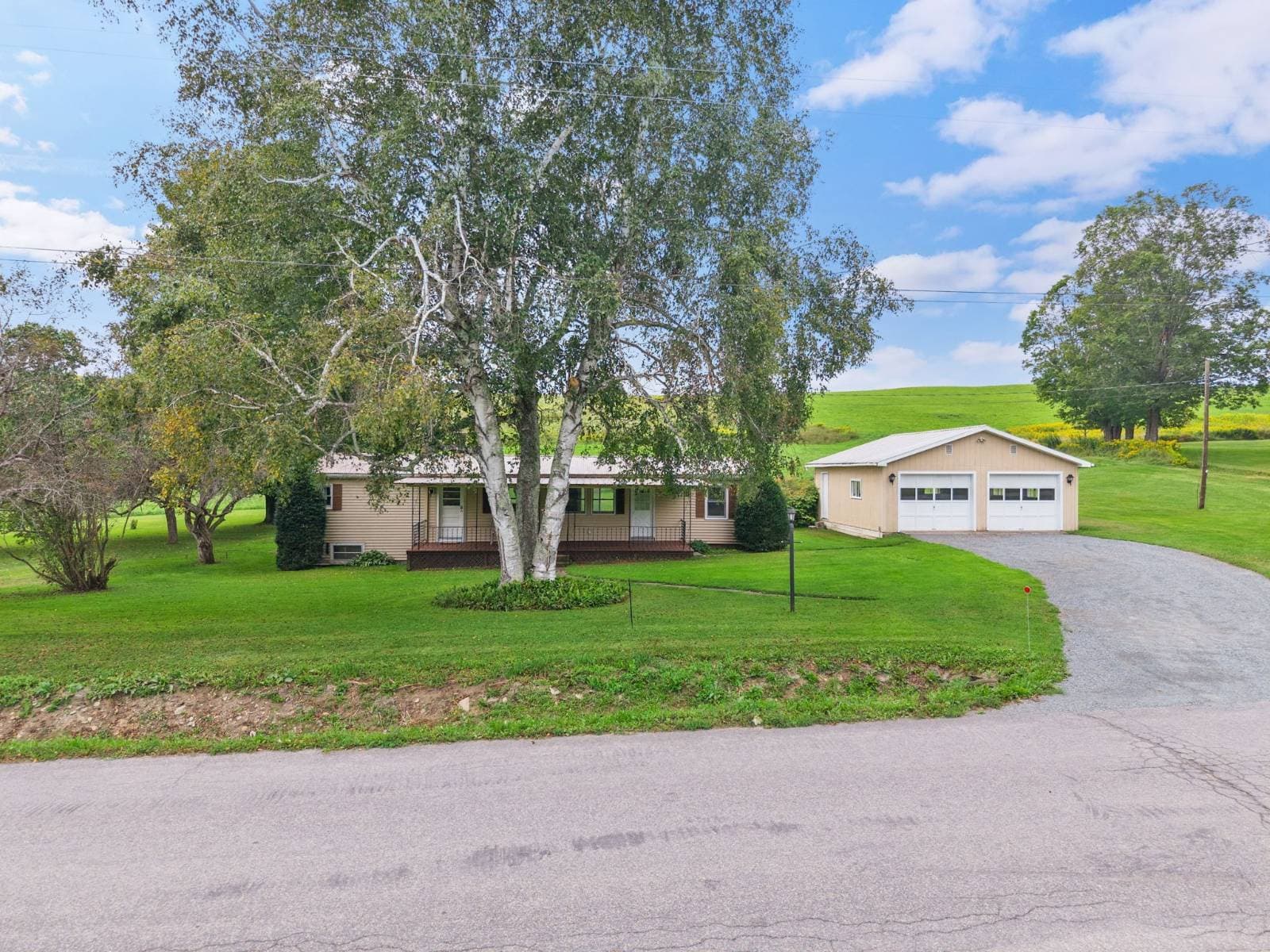 Manufactured home in Fly Creek, NY 13337