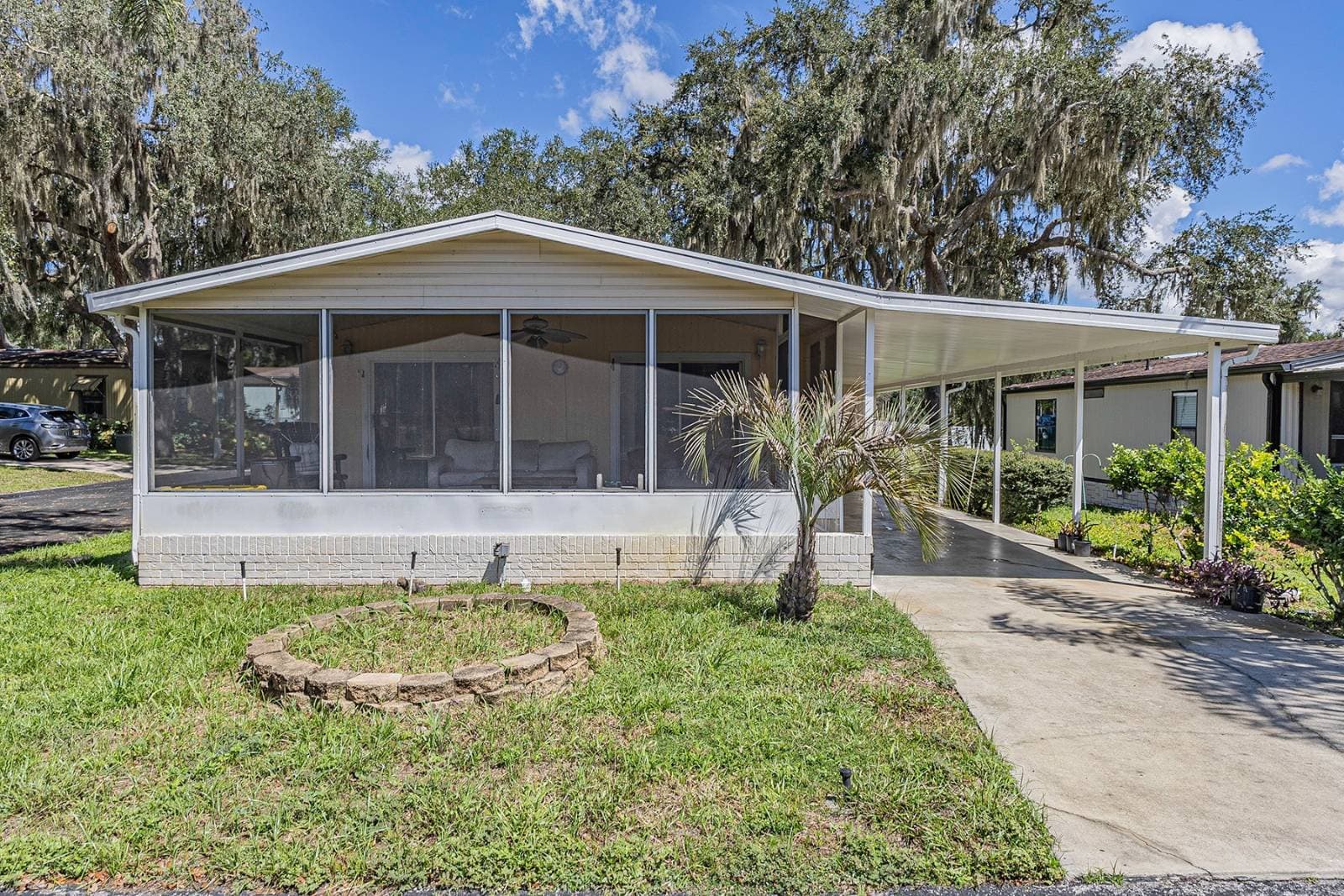 Manufactured home in Inverness, FL 34450