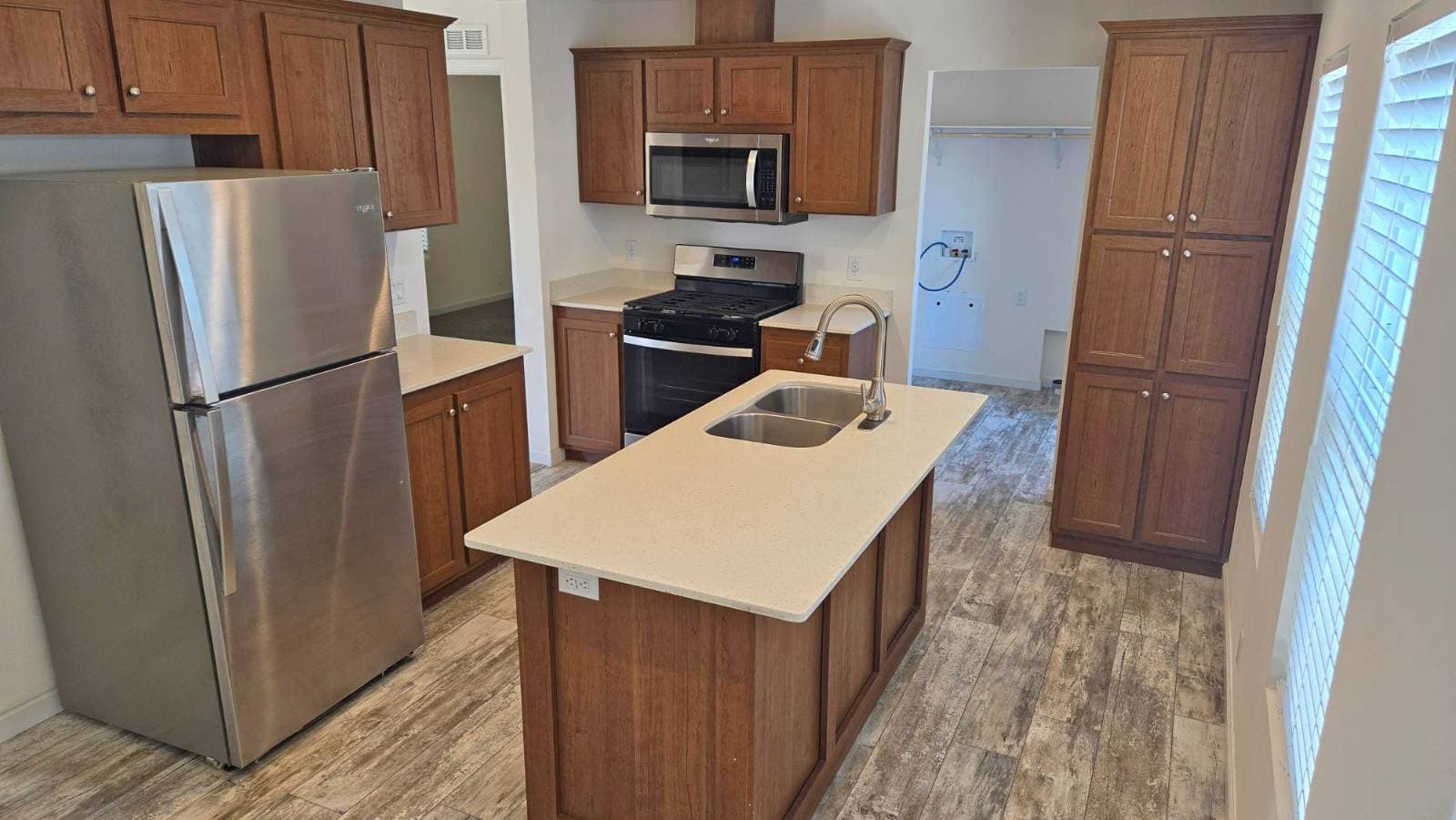 Manufactured home in Coalinga, CA 93210