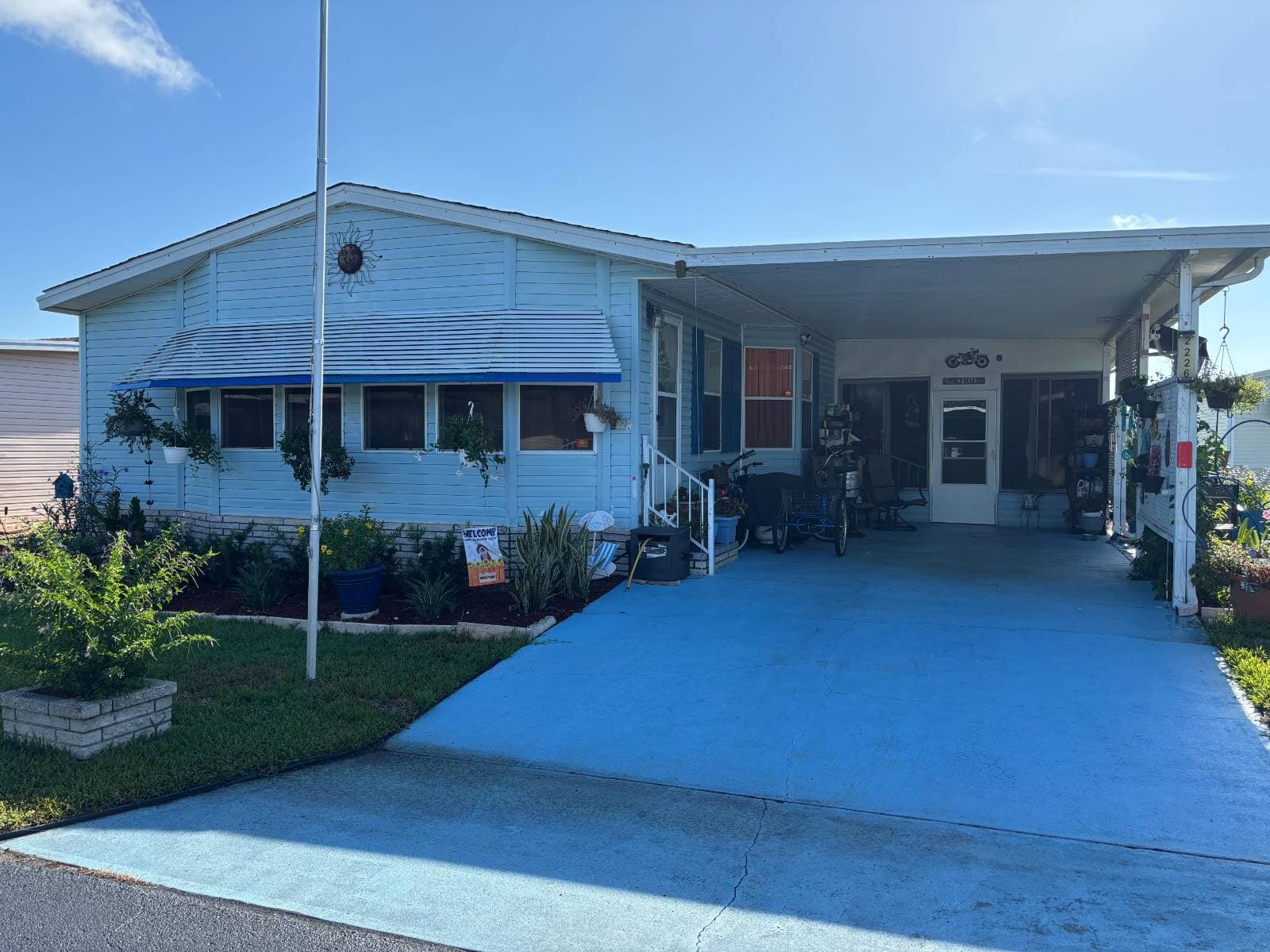 Manufactured home in Lake Wales, FL 33859