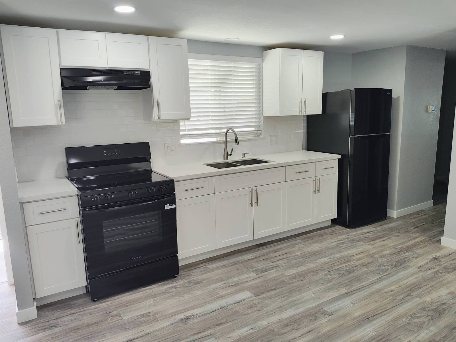 Manufactured home in Mesa, AZ 85215