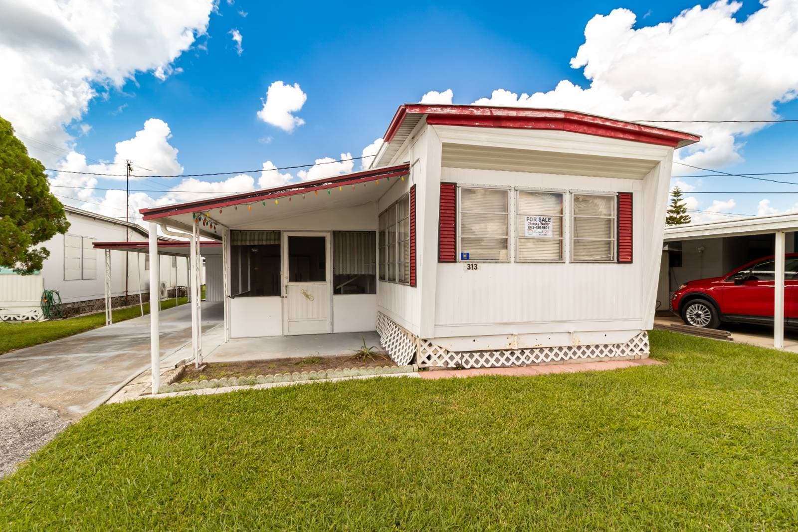 Manufactured home in Lakeland, FL 33815