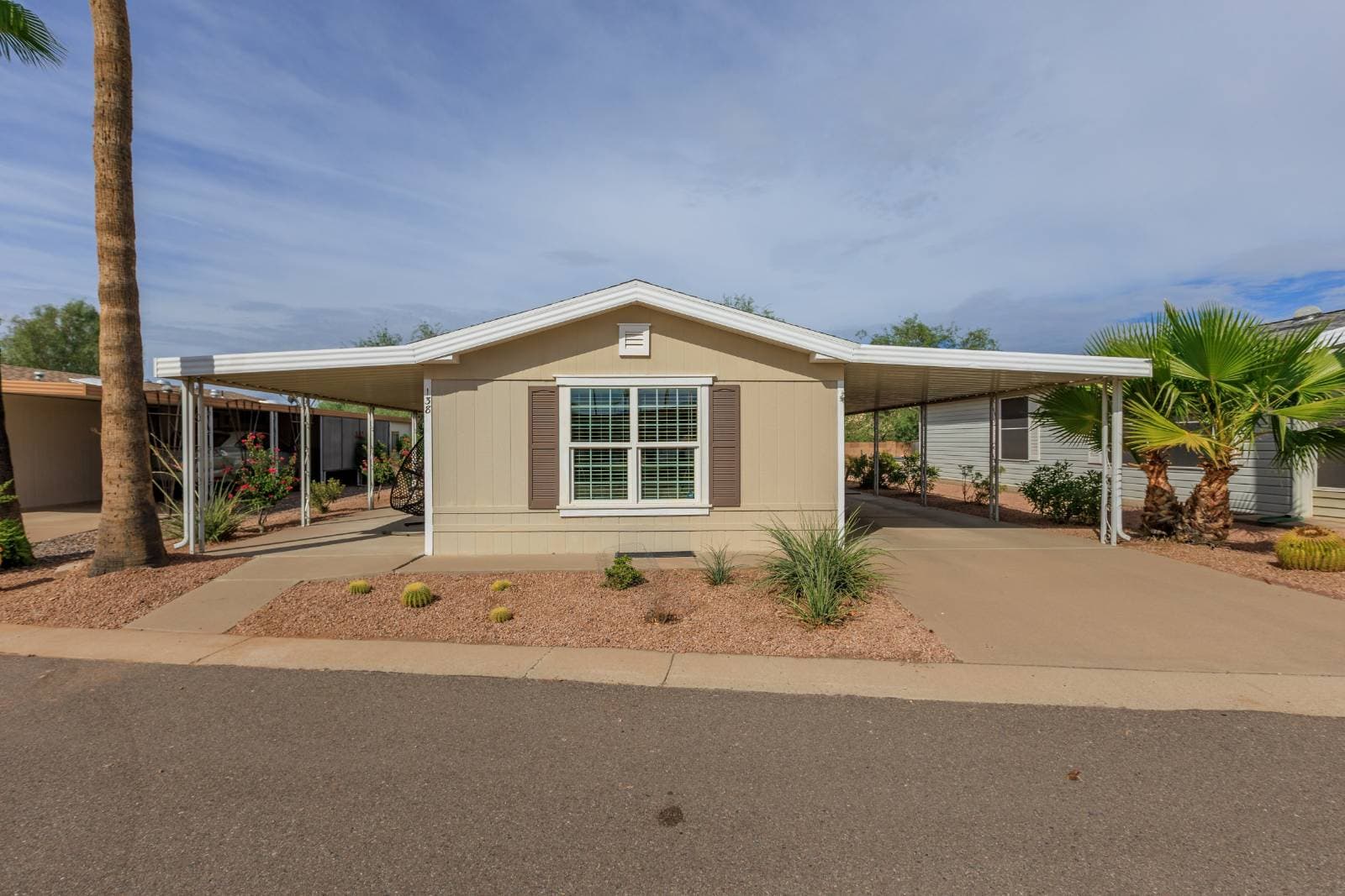 Manufactured home in Apache Junction, AZ 85120