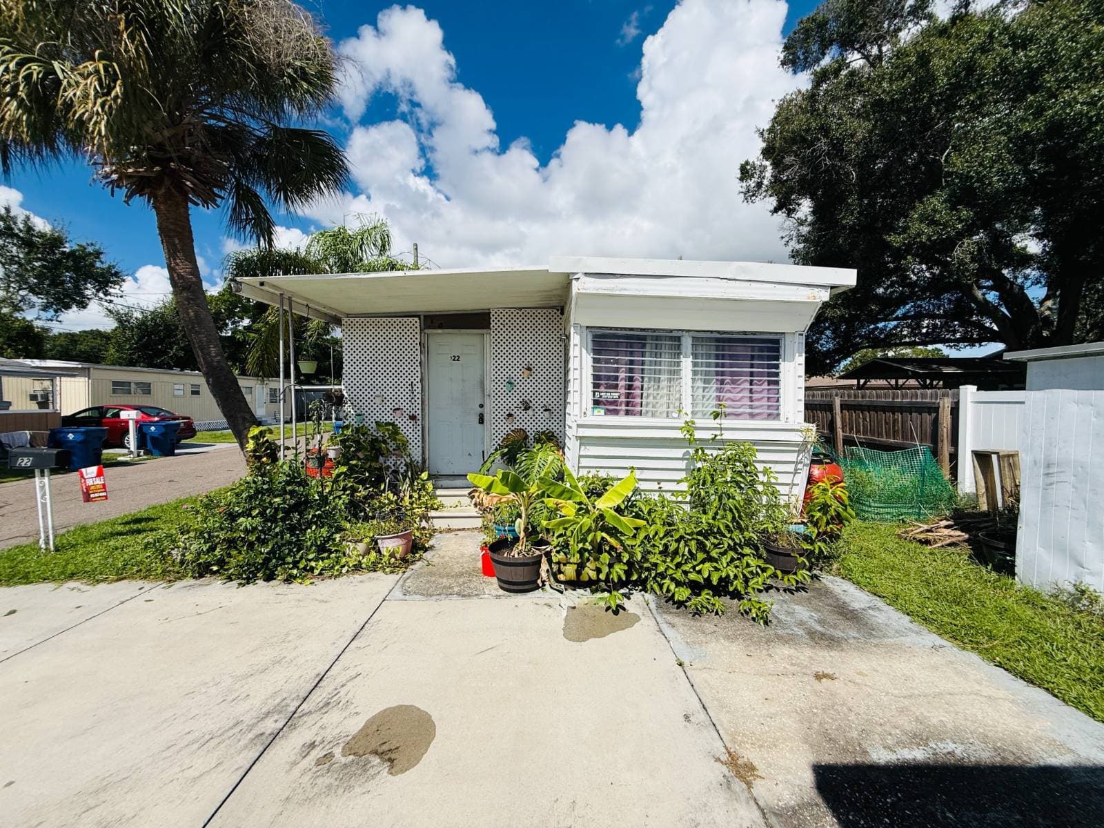 Manufactured home in Largo, FL 33778