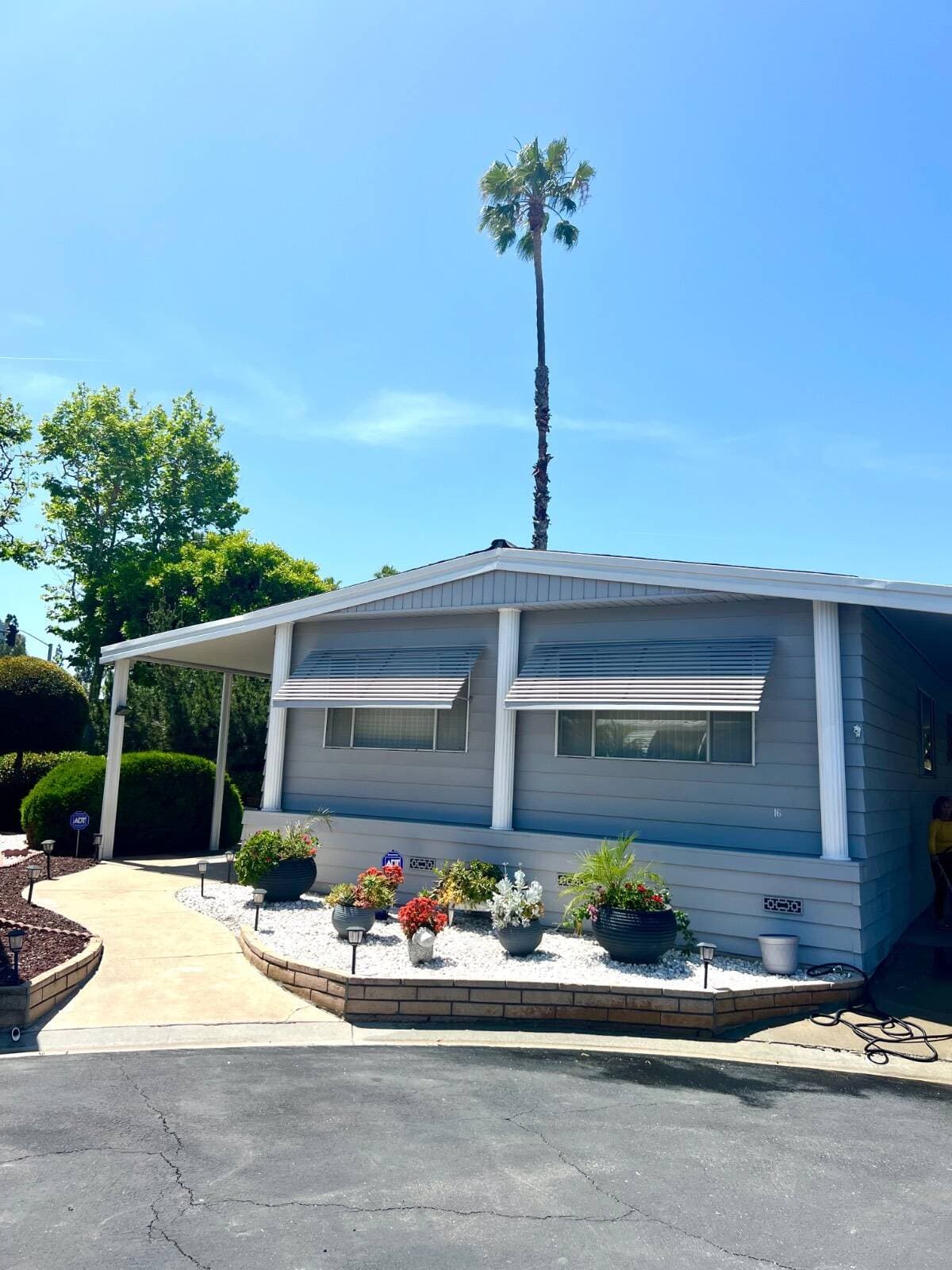 Manufactured home in Lake Forest, CA 92630