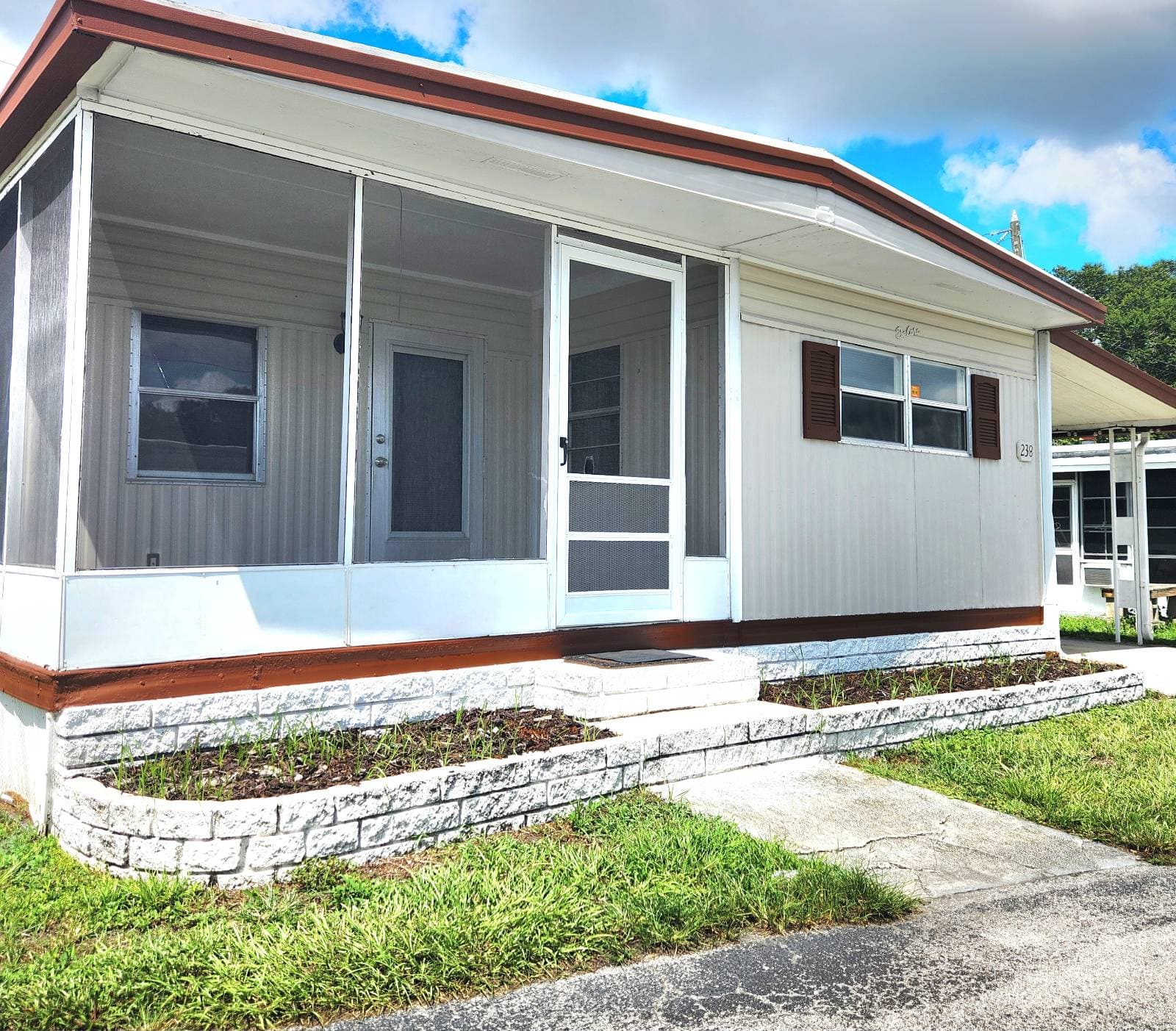 Manufactured home in Clearwater, FL 33765