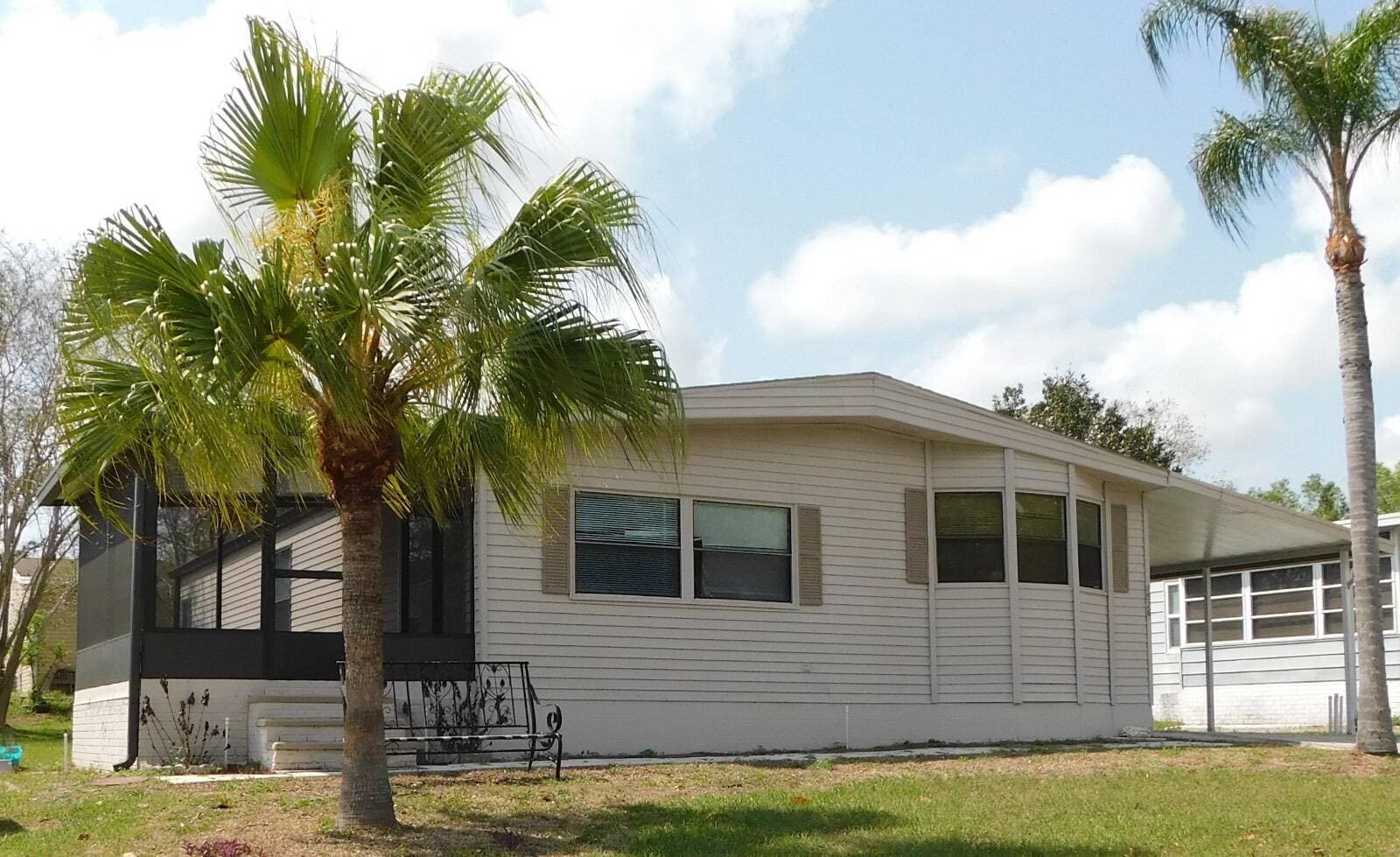 Manufactured home in Lakeland, FL 33810