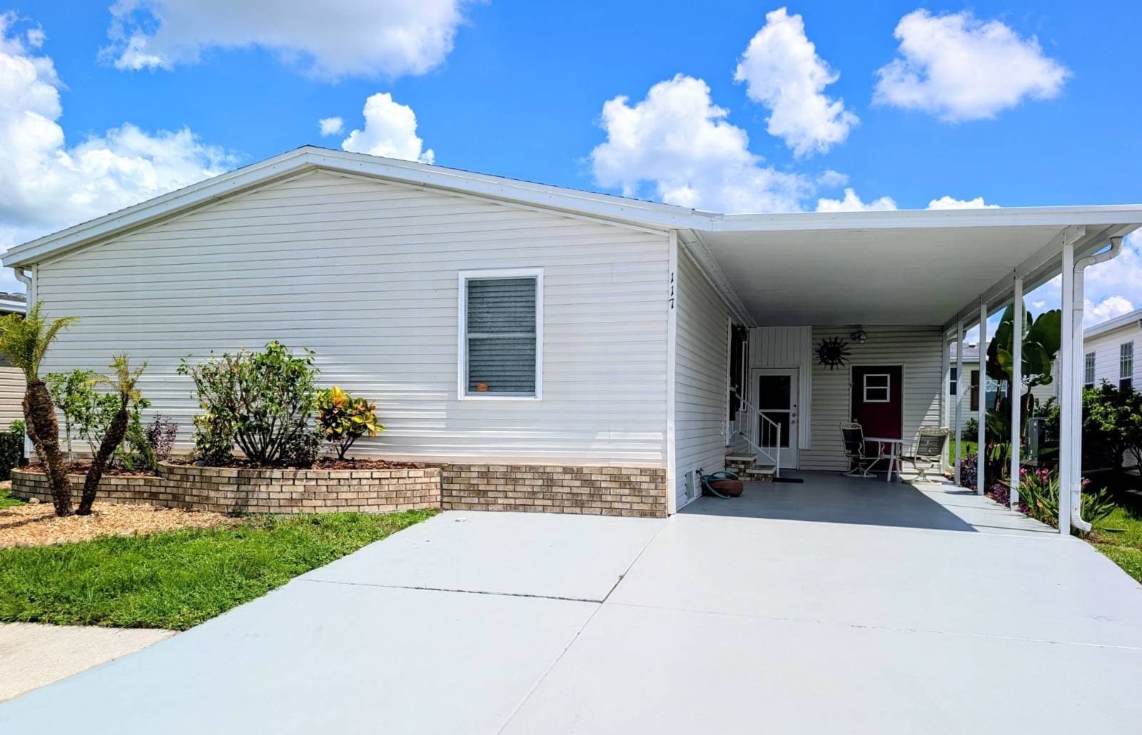 Manufactured home in Parrish, FL 34219