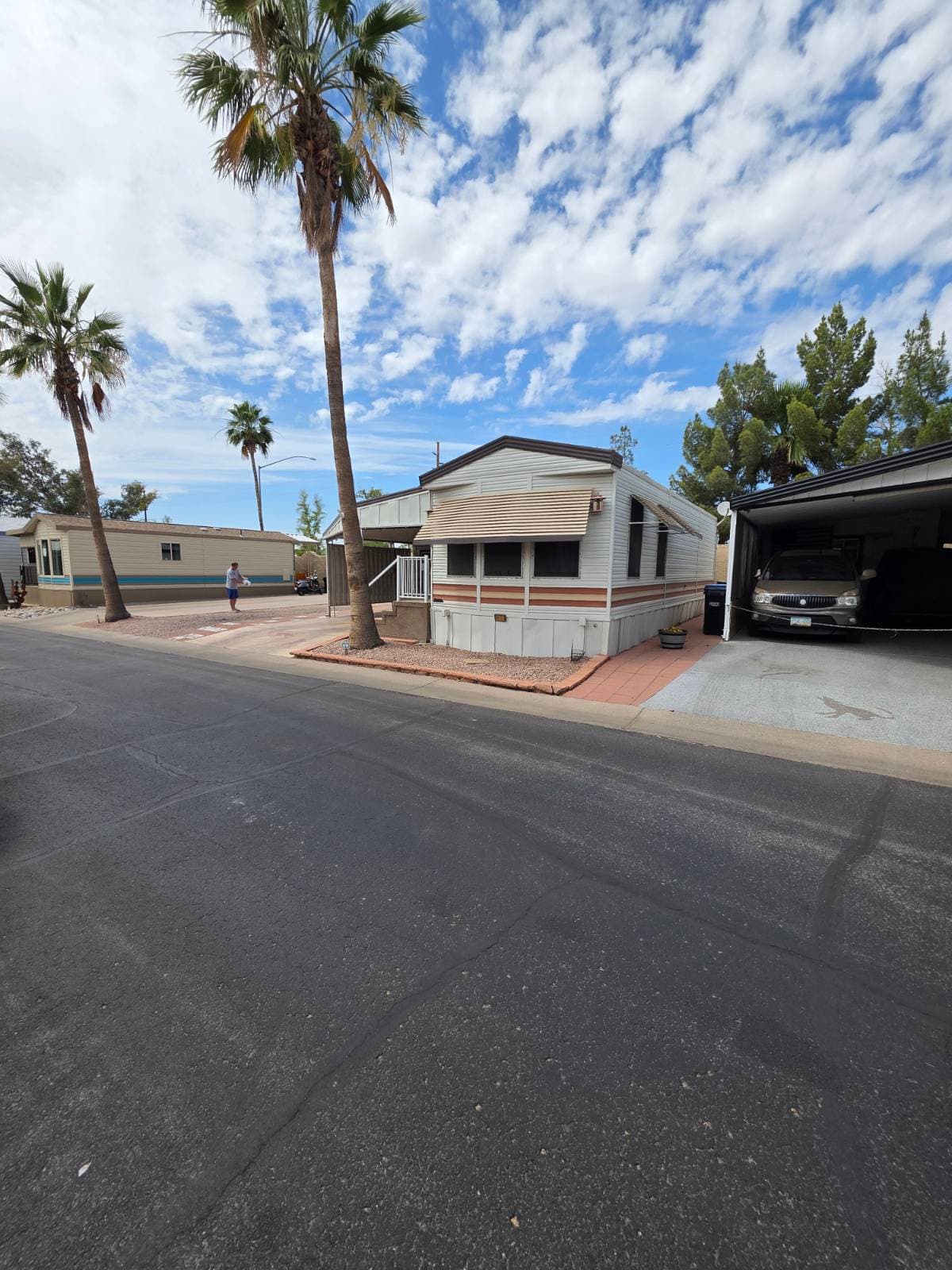Manufactured home in Mesa, AZ 85205