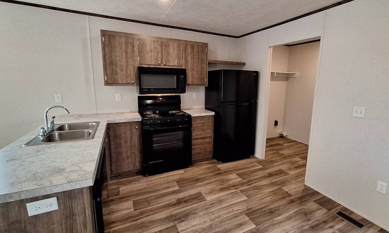 Manufactured home in Belen, NM 87002