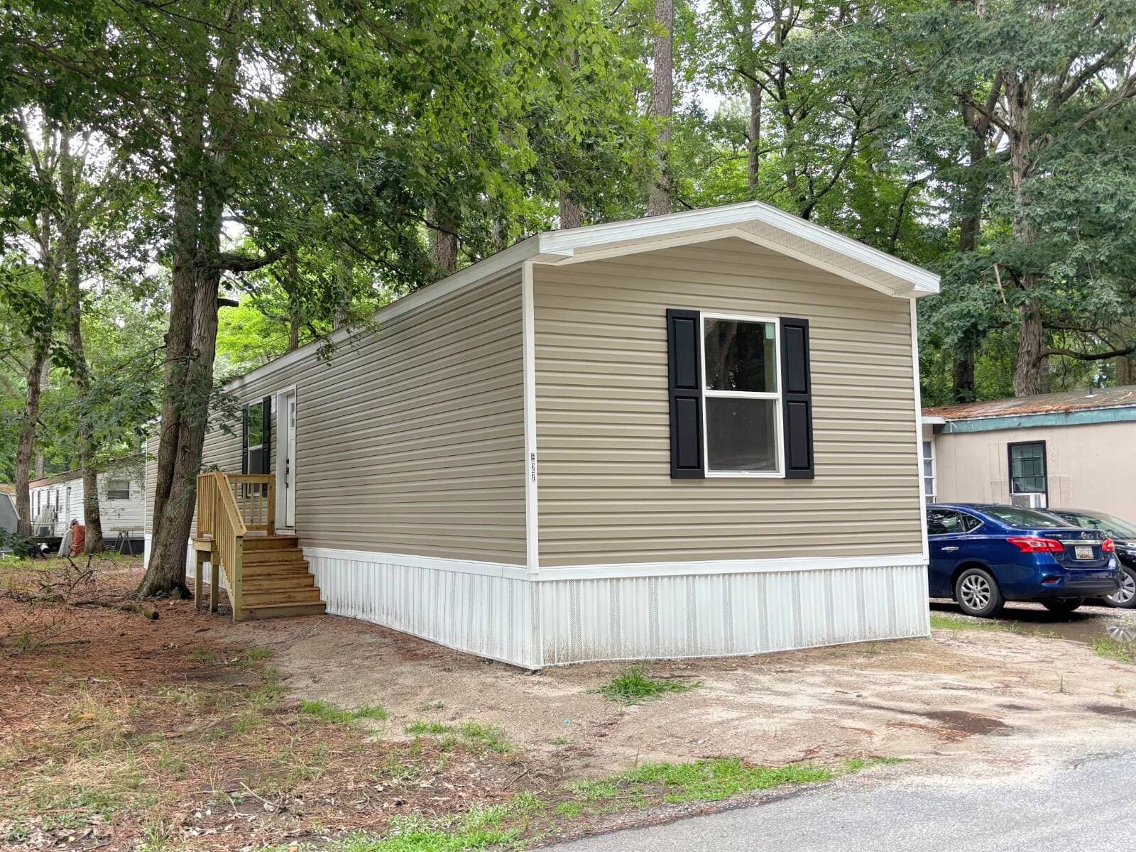 Manufactured home in Princess Anne, MD 21853