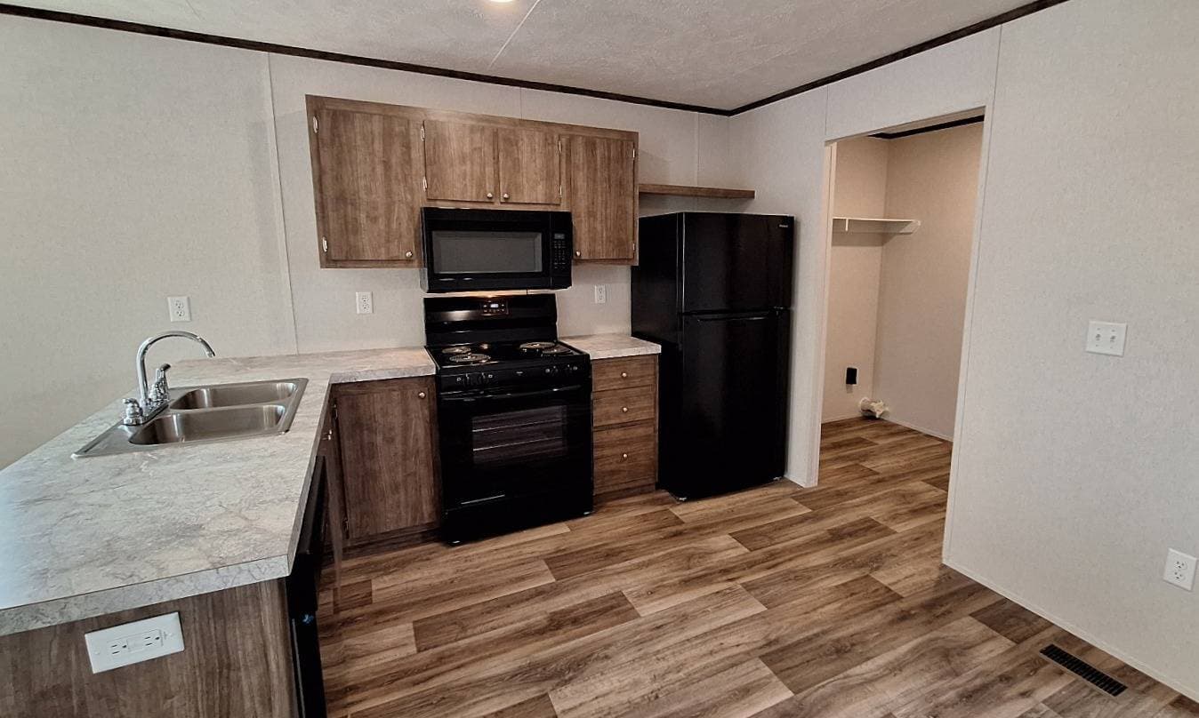 Manufactured home in Belen, NM 87002