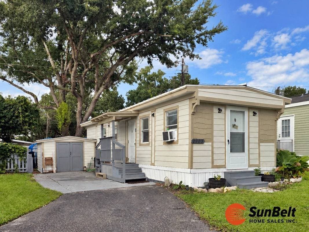 Manufactured home in Orlando, FL 32804