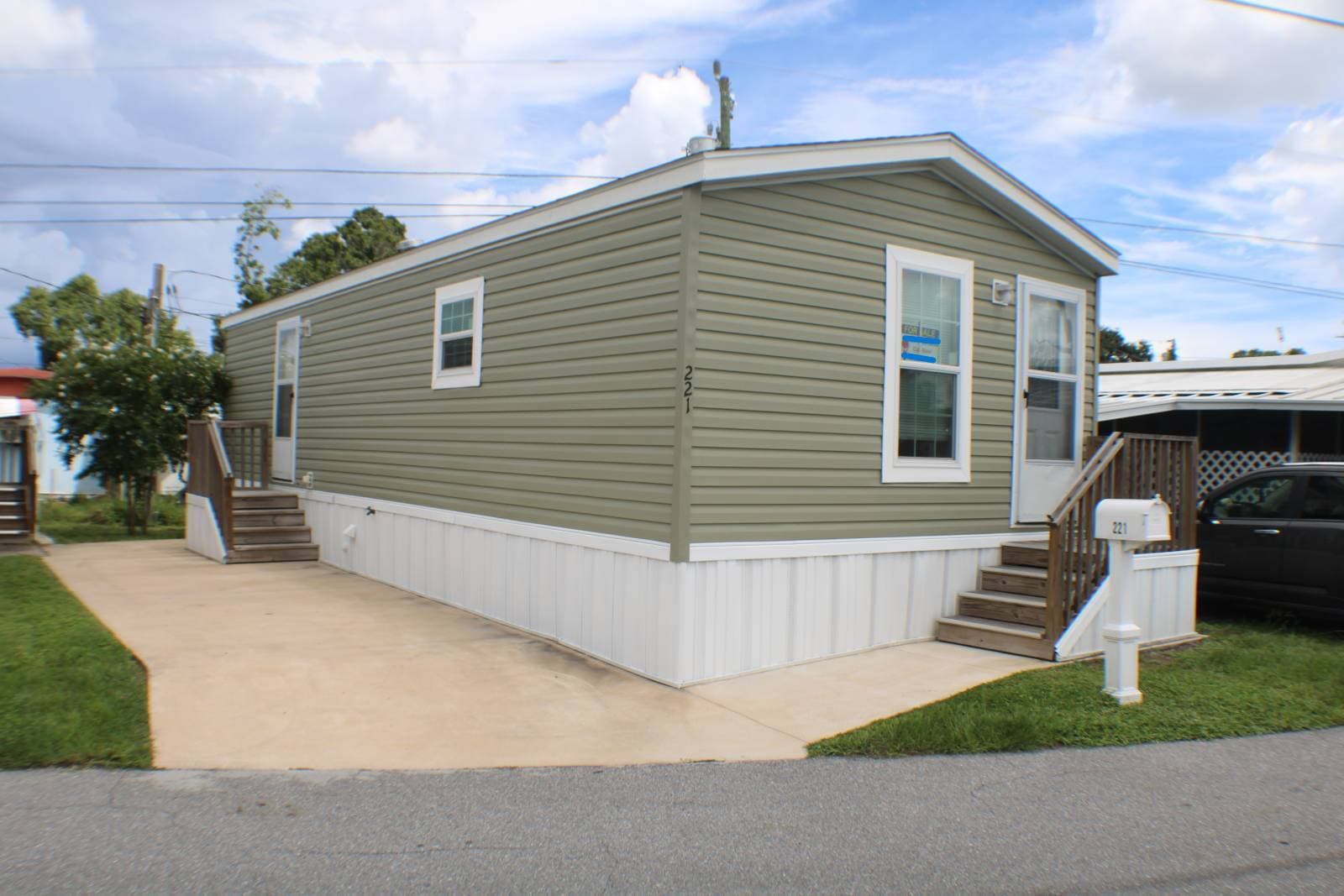 Front, driveway