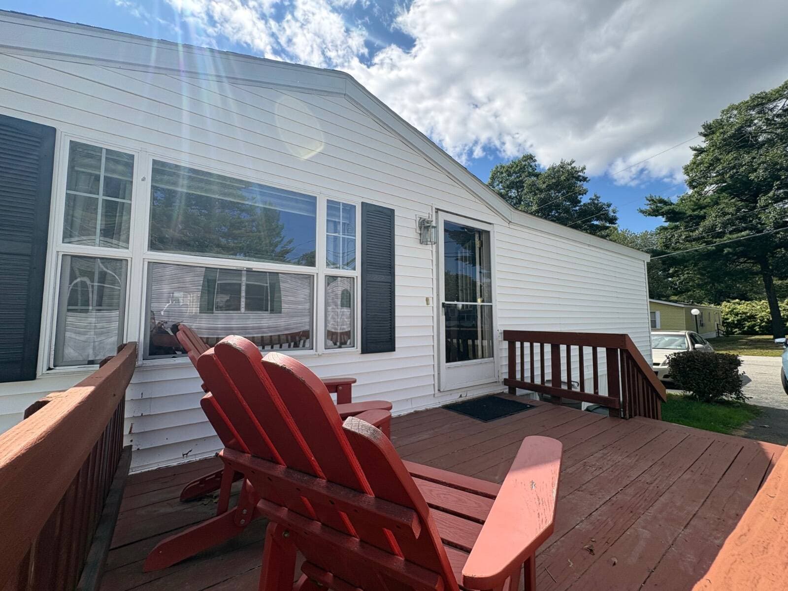 Manufactured home in Old Orchard Beach, ME 04064