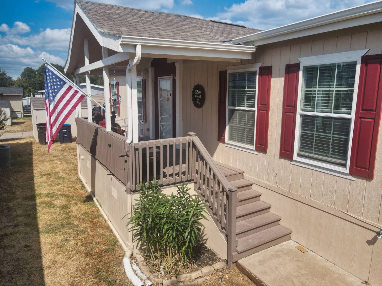 Manufactured home in Euless, TX 76040