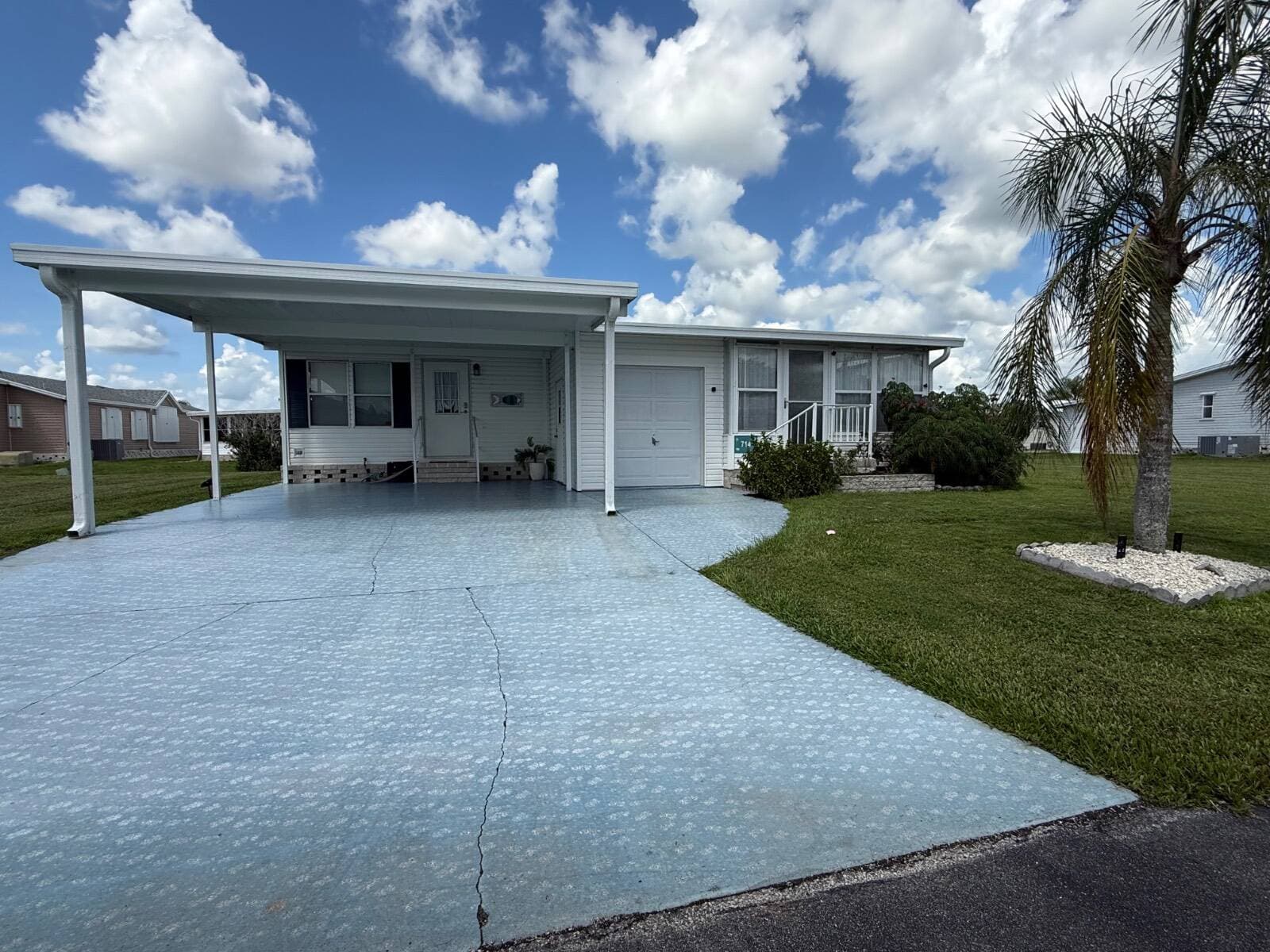 Manufactured home in Arcadia, FL 34266
