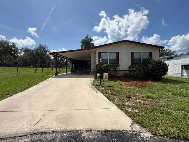 Manufactured home in Inverness, FL 34450